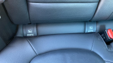 Jaguar F-Pace 2.0 D200 R-Dynamic SE 5dr Auto AWD Diesel Estate